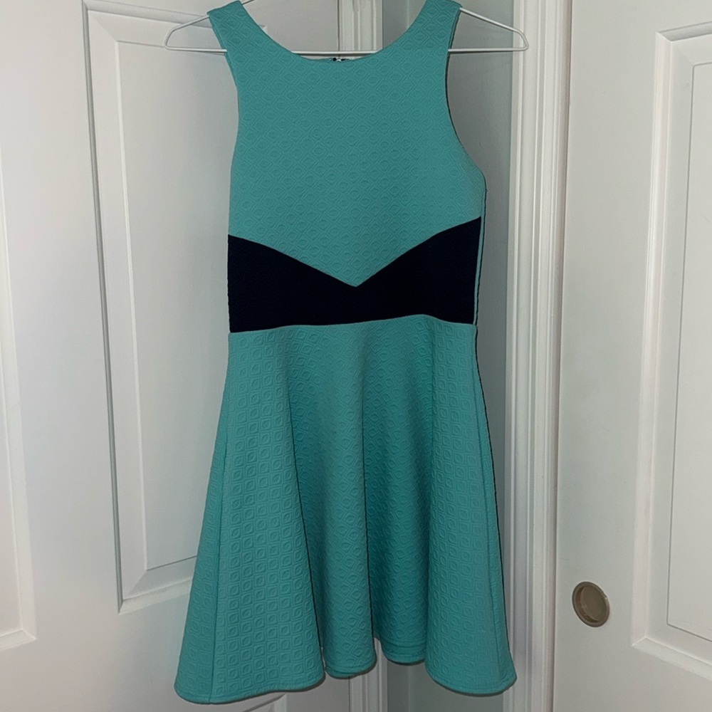 SALLY MILLER COUTURE Girls skater style sleeveless dress Size 14/16